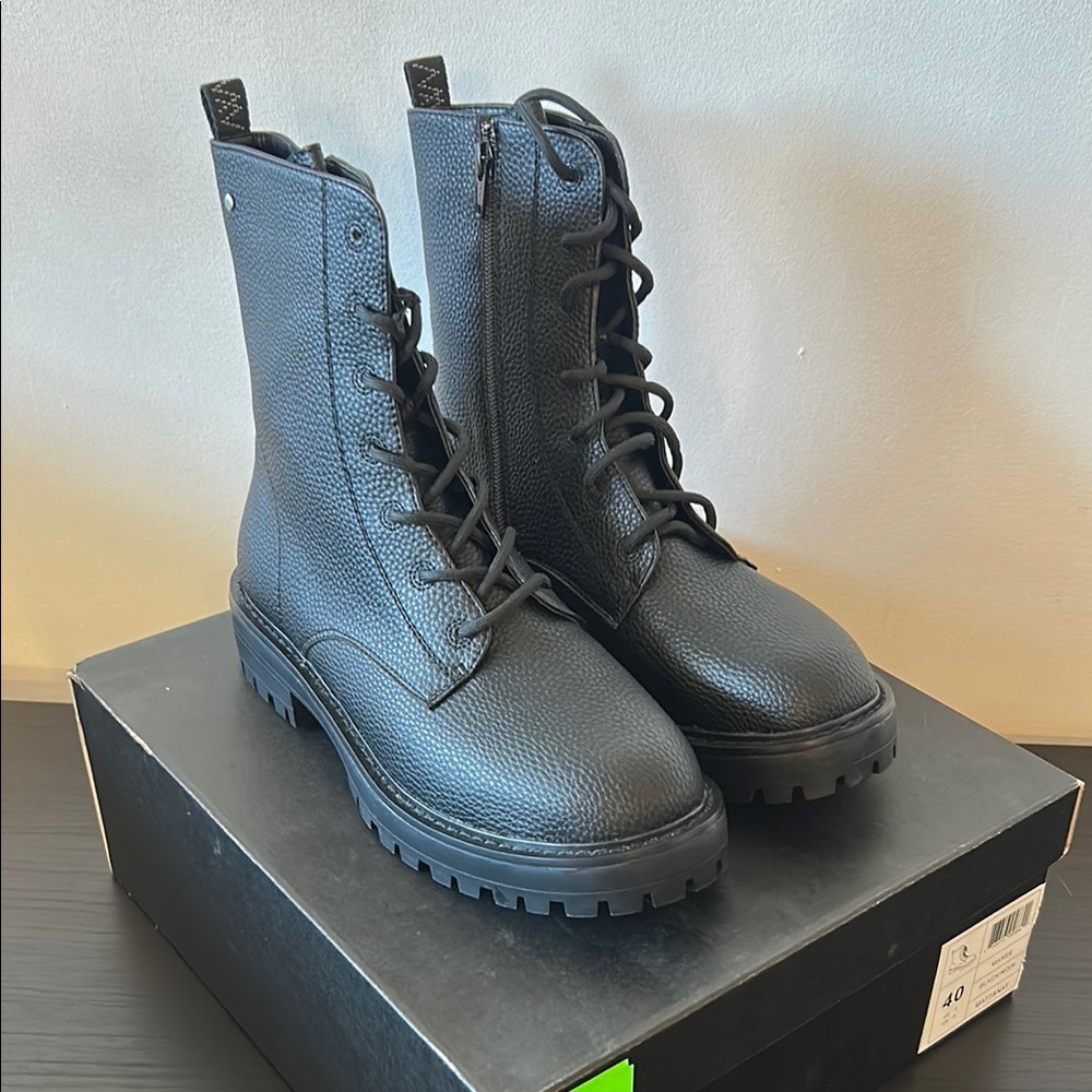 Matt&Nat Maree Black Combat Boots.